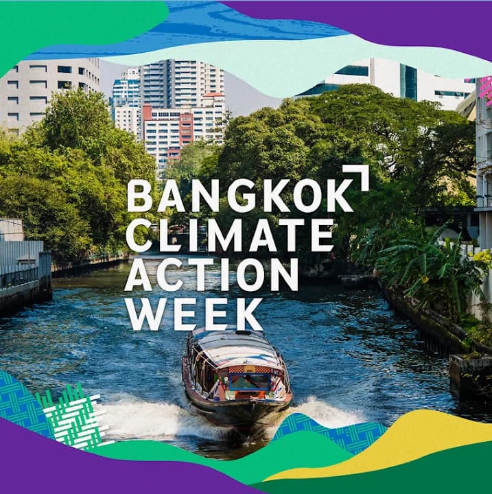 โปสเตอร์ Bangkok Climate Action Week ที่มีเรืออยู่ในคลองกรุงเทพฯ